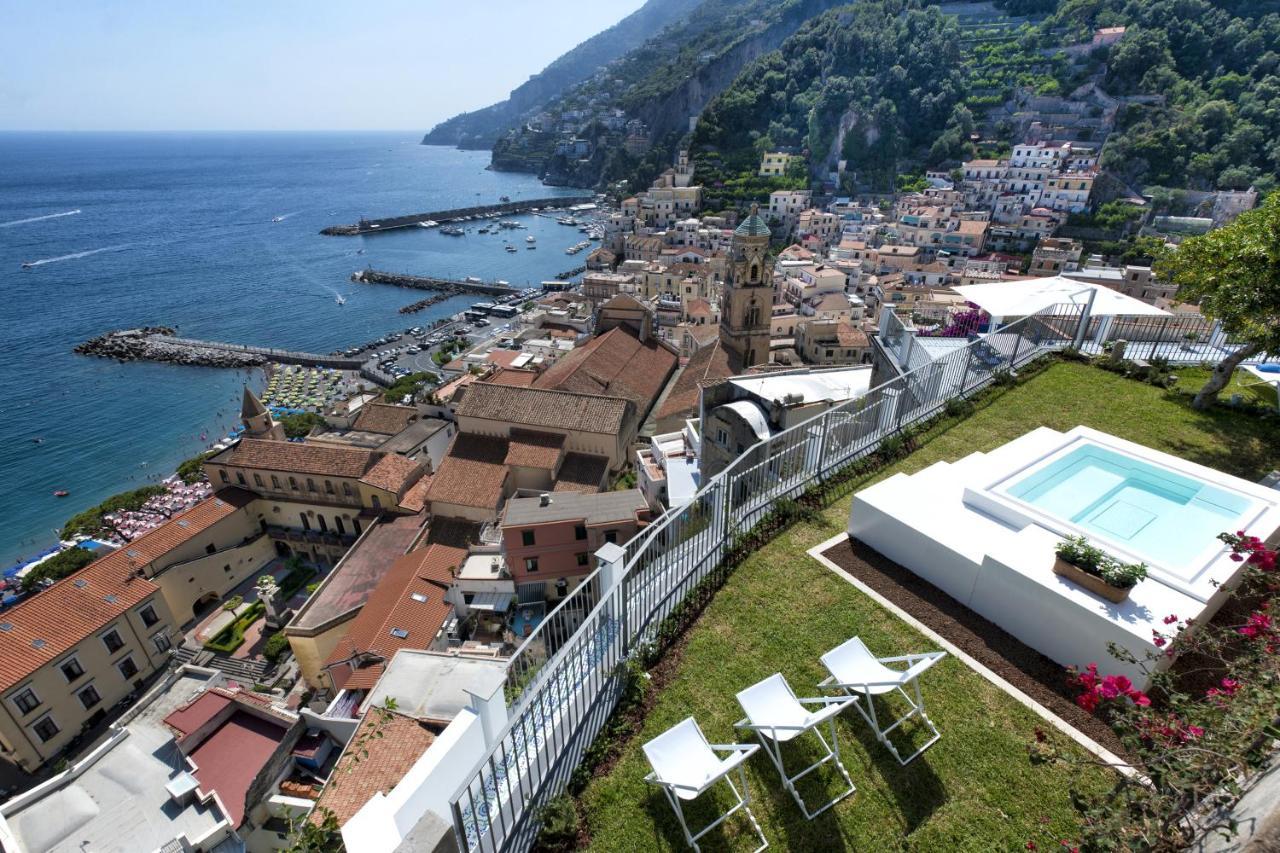 Amore Rentals - Palazzo Della Storia Amalfi Exterior foto