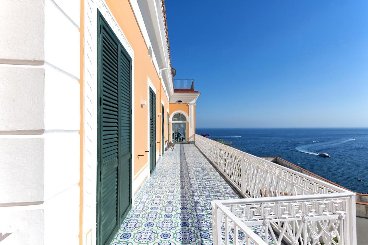 Amore Rentals - Palazzo Della Storia Amalfi Exterior foto