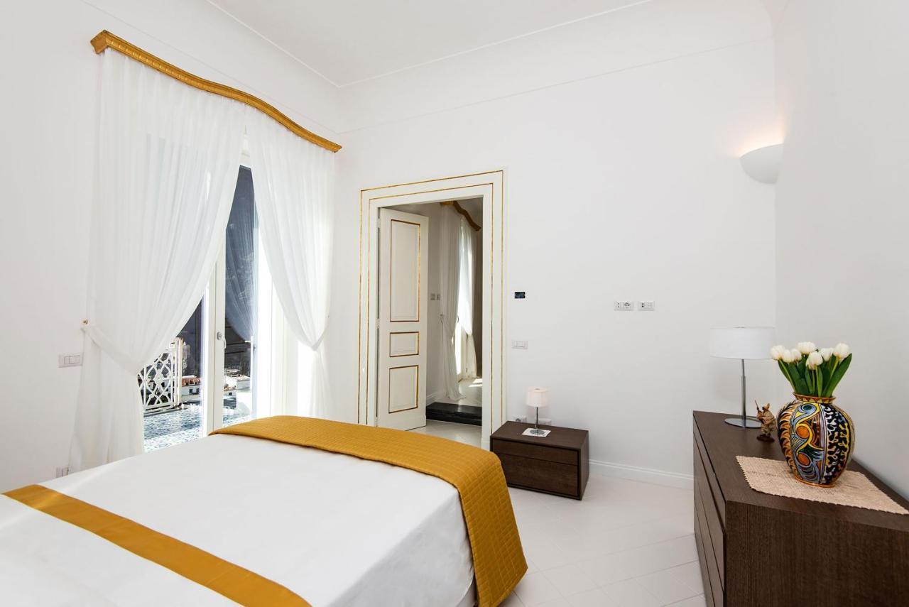 Amore Rentals - Palazzo Della Storia Amalfi Exterior foto